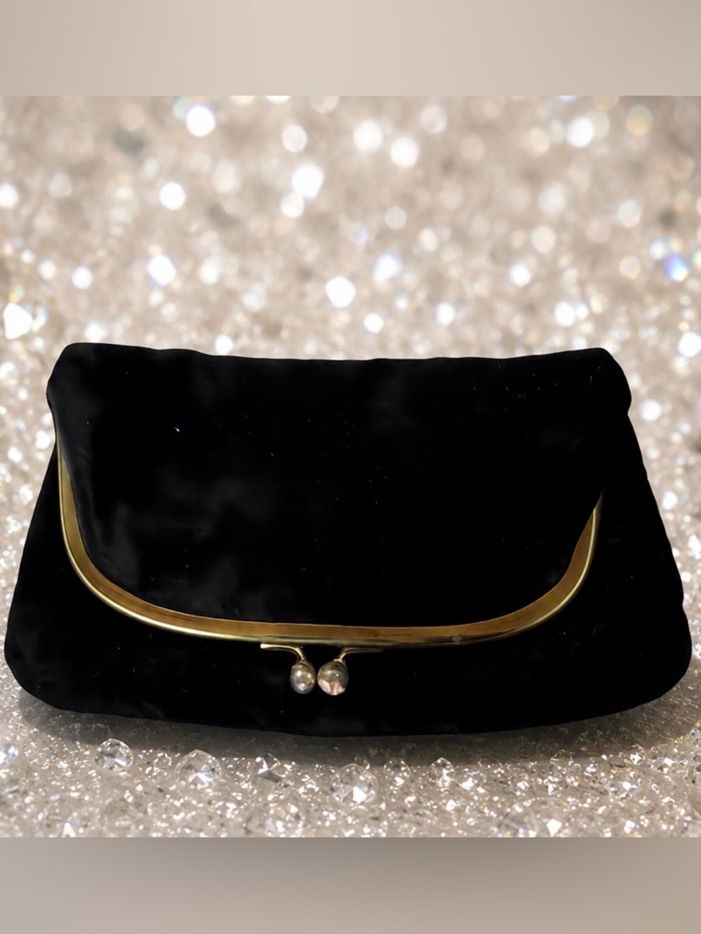 Vintage Black Velvet Kiss Lock Clutch Purse | Satin Lined Evening Bag